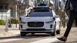 Waymo приостановила тестирование роботакси в Нью-Йорке